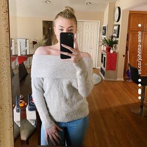 Aritzia Sweater!